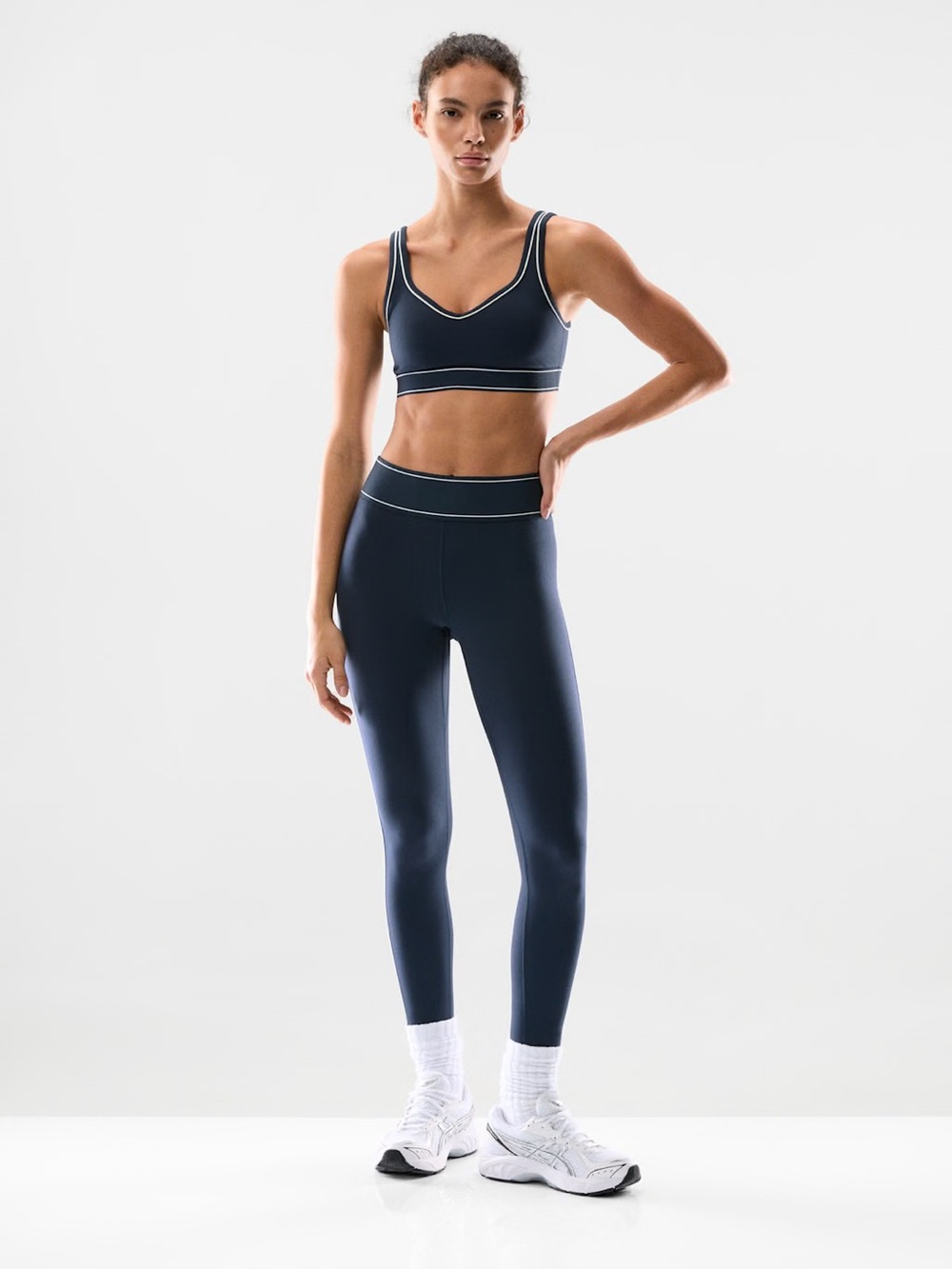 Aritzia Golden LIFE Tiebreak Hi-Rise 26" Legging Navy - Size 6 (Admiral/White)
